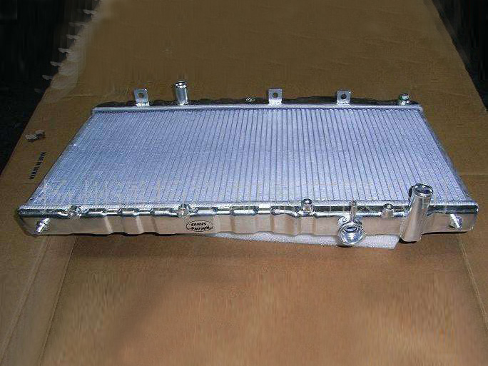 全鋁汽車(chē)水箱